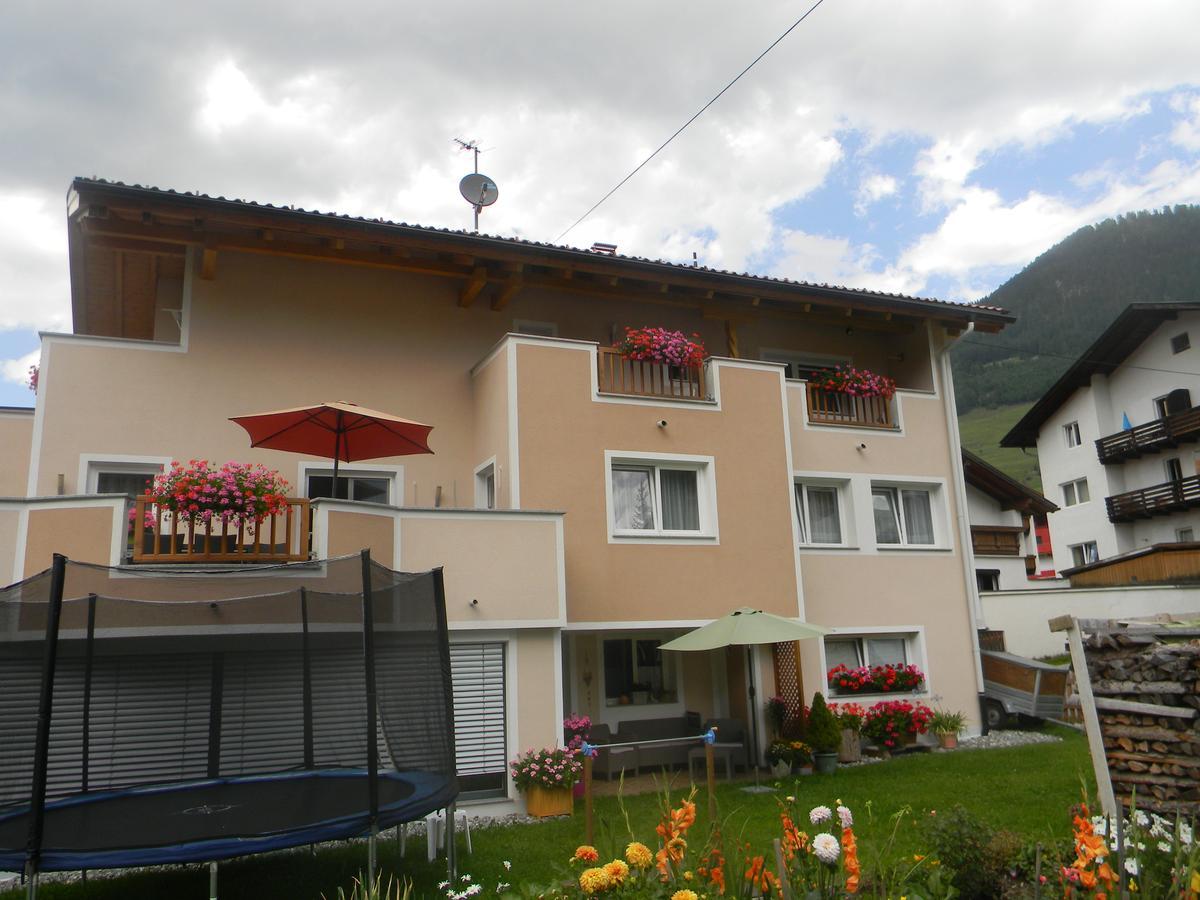 Hotel Haus Zentner Nauders Exterior foto