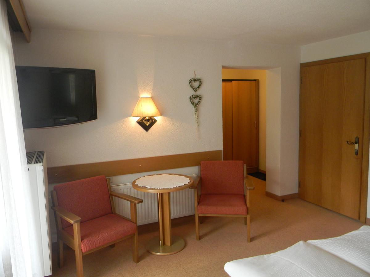 Hotel Haus Zentner Nauders Exterior foto
